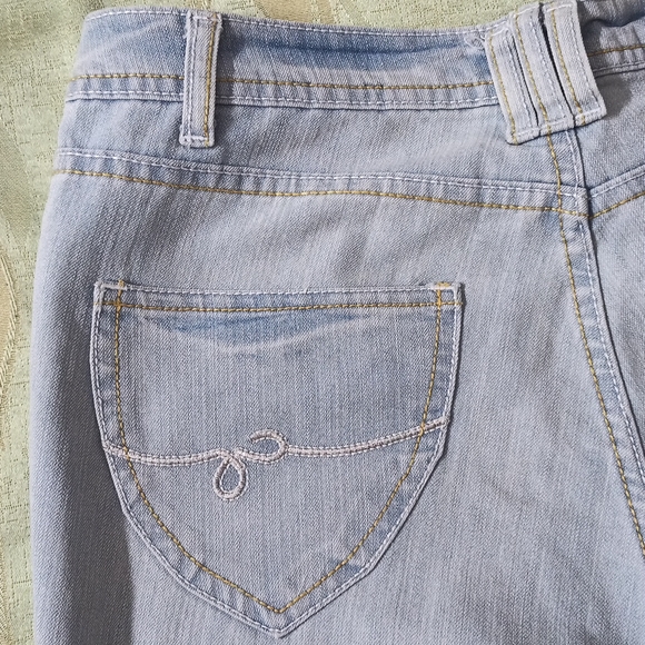 DJ&C Light blue jeans - Picture 8 of 9